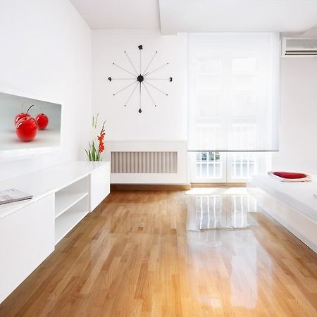 Downtown Belgrade Apartments - Cherry المظهر الخارجي الصورة